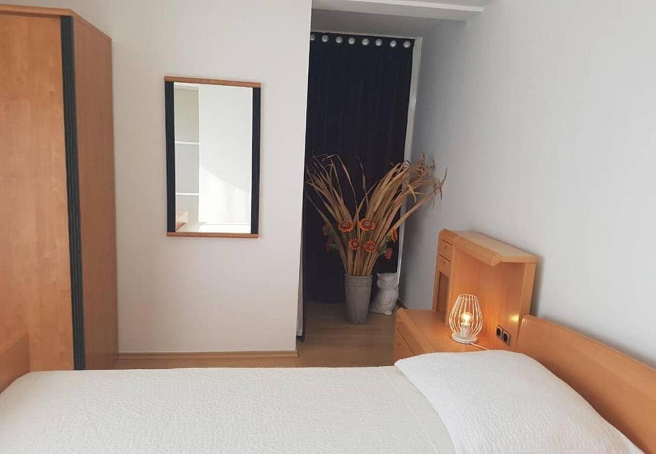 טרוגיר Apartments Javi - Free Private Parking מראה חיצוני תמונה